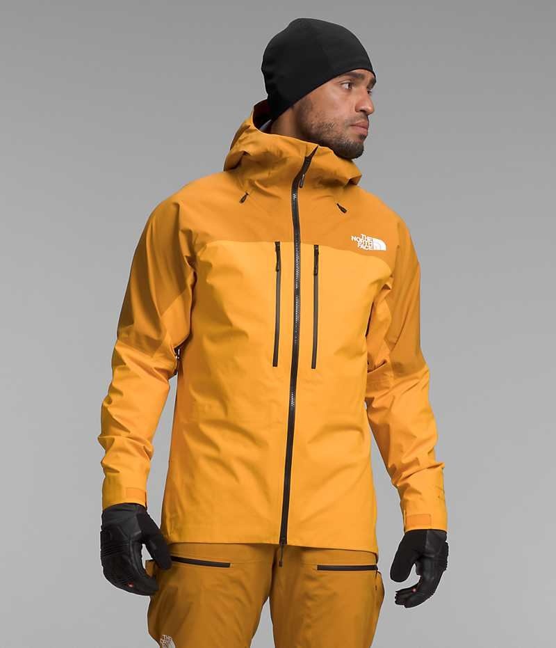 Chaquetas Aislantes The North Face Summit Series Pumori GTX Pro Hombre Doradas Amarillo | CHILE-RZOGJ